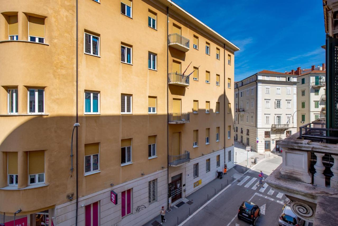 Apartments & Rooms One World Rijeka Zewnętrze zdjęcie