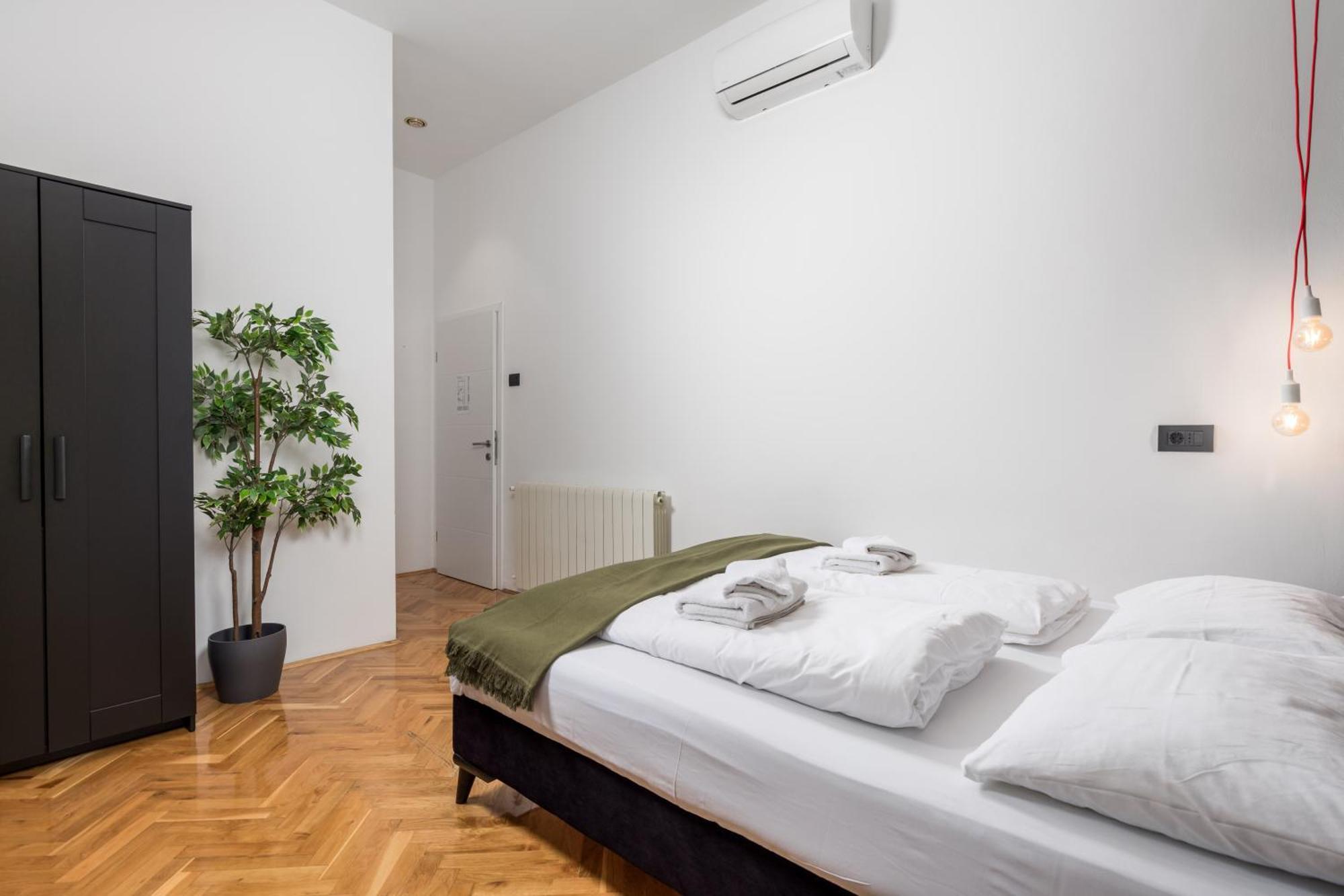 Apartments & Rooms One World Rijeka Zewnętrze zdjęcie