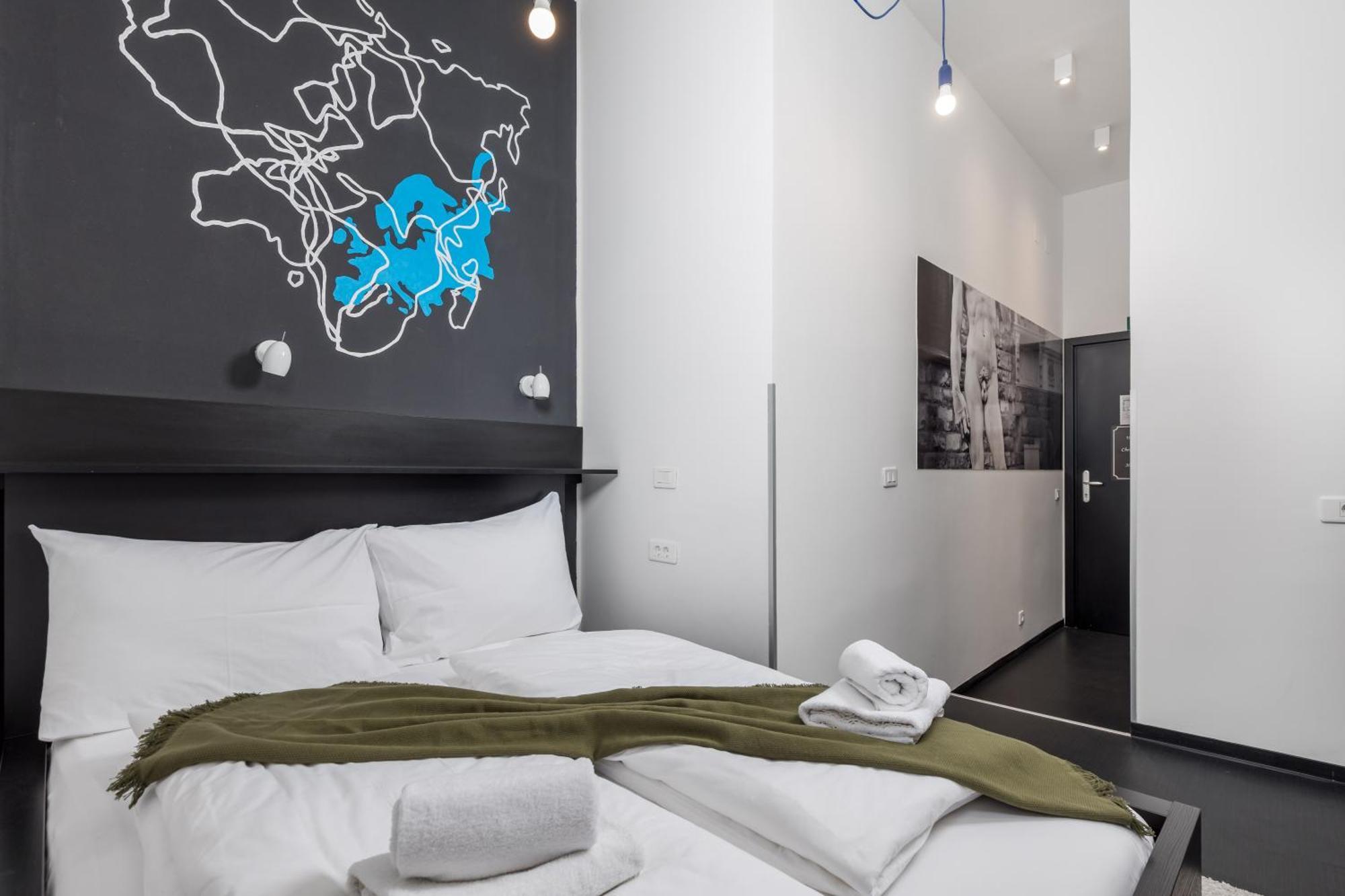 Apartments & Rooms One World Rijeka Zewnętrze zdjęcie